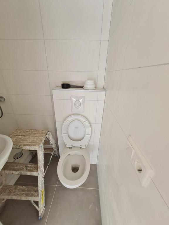 Semi-studio with private bathroom in Tilburg - Image 7
