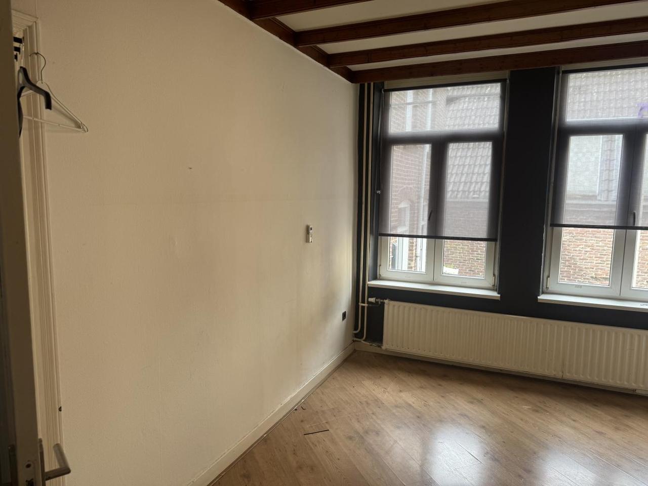 Kamer in hartje Heerlen, per direct vrij - Afbeelding 3