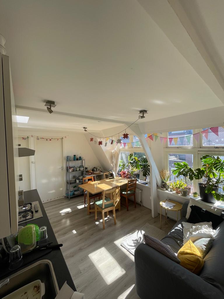 Kamer van 9m² met balkon aan de Hereweg - Afbeelding 2