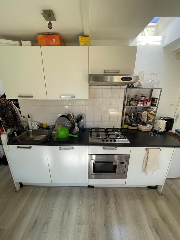 Kamer van 9m² met balkon aan de Hereweg - Afbeelding 5