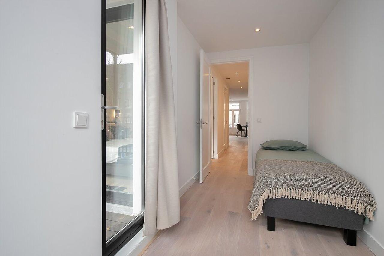 58 m² met balkon in De Pijp - Afbeelding 14