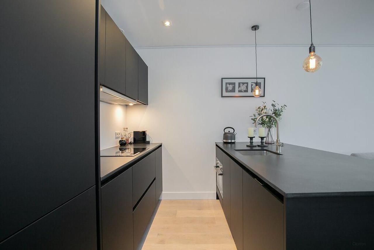58 m² met balkon in De Pijp - Afbeelding 4