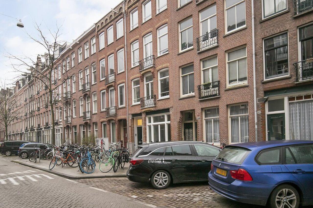 58 m² met balkon in De Pijp - Afbeelding 8