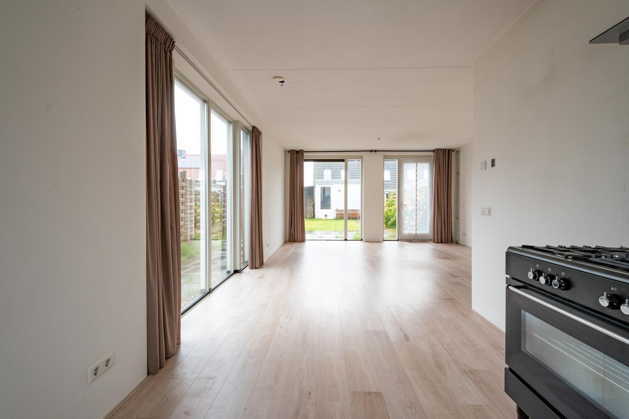 Hoekwoning met 12 zonnepanelen - Afbeelding 8