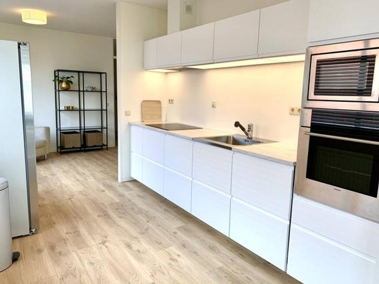 Gemeubileerd 4-kamerappartement in Stadshart - Afbeelding 6