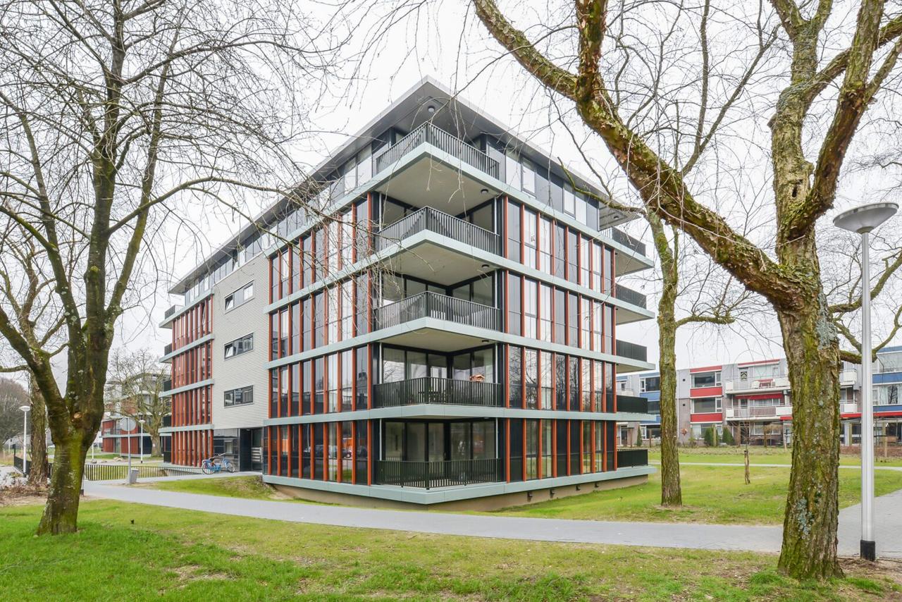 97 m2 apartment with balcony in Galgenveld - Image 5