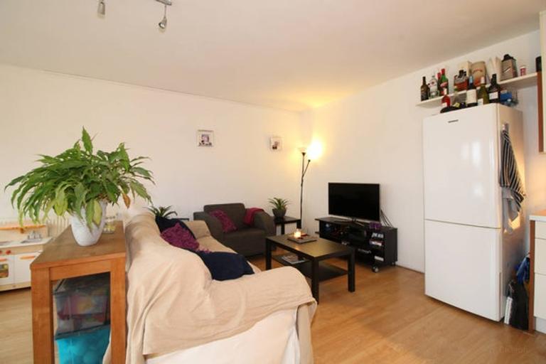 Gemeubileerd 3-kamerappartement met parkeerplek - Afbeelding 4