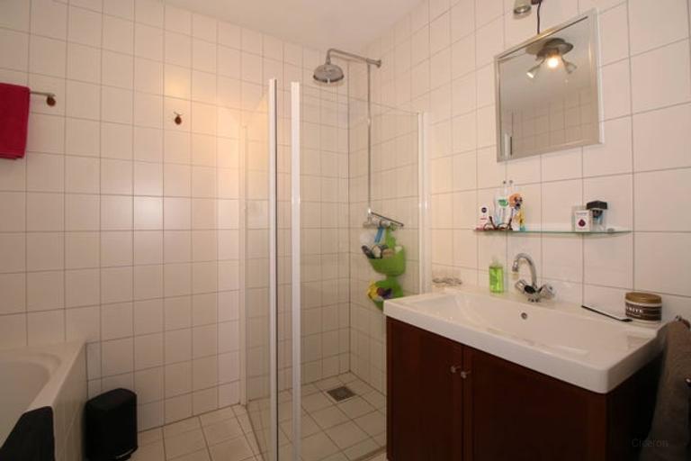 Gemeubileerd 3-kamerappartement met parkeerplek - Afbeelding 7