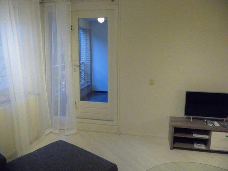 Furnished 3-room apartment in Almere Stad - Image 11