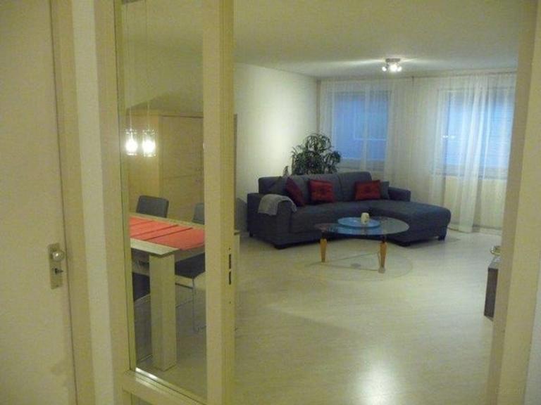 Furnished 3-room apartment in Almere Stad - Image 6