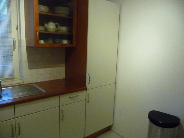 Furnished 3-room apartment in Almere Stad - Image 17