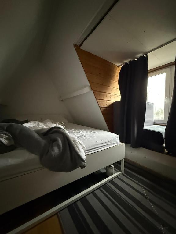 Kamer (18m2) in studentenhuis aan de Paterswoldseweg - Afbeelding 4