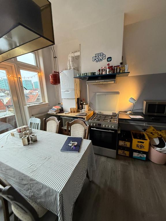 Kamer (18m2) in studentenhuis aan de Paterswoldseweg - Afbeelding 5