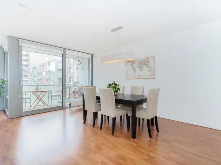 81 m2 met balkon en parkeerplek - Afbeelding 4