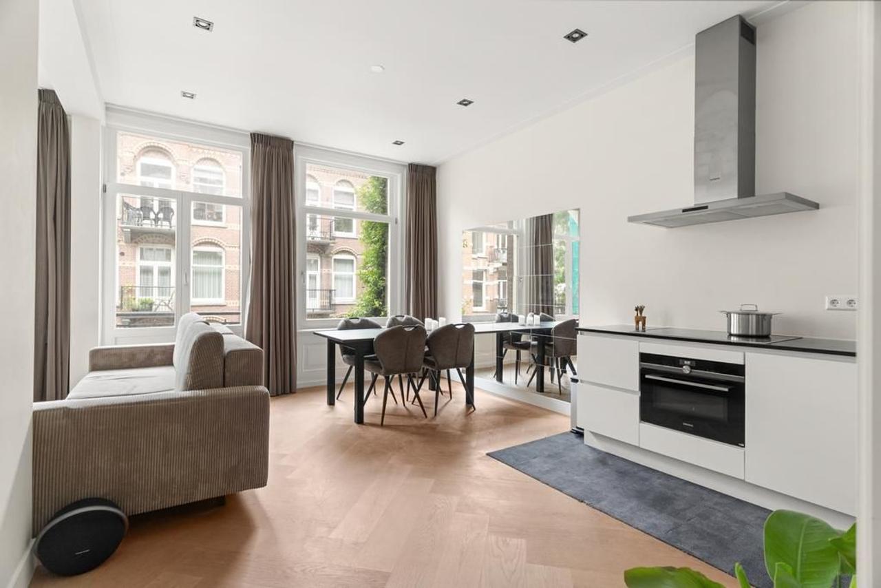Licht 3-kamerappartement met balkon - Afbeelding 3