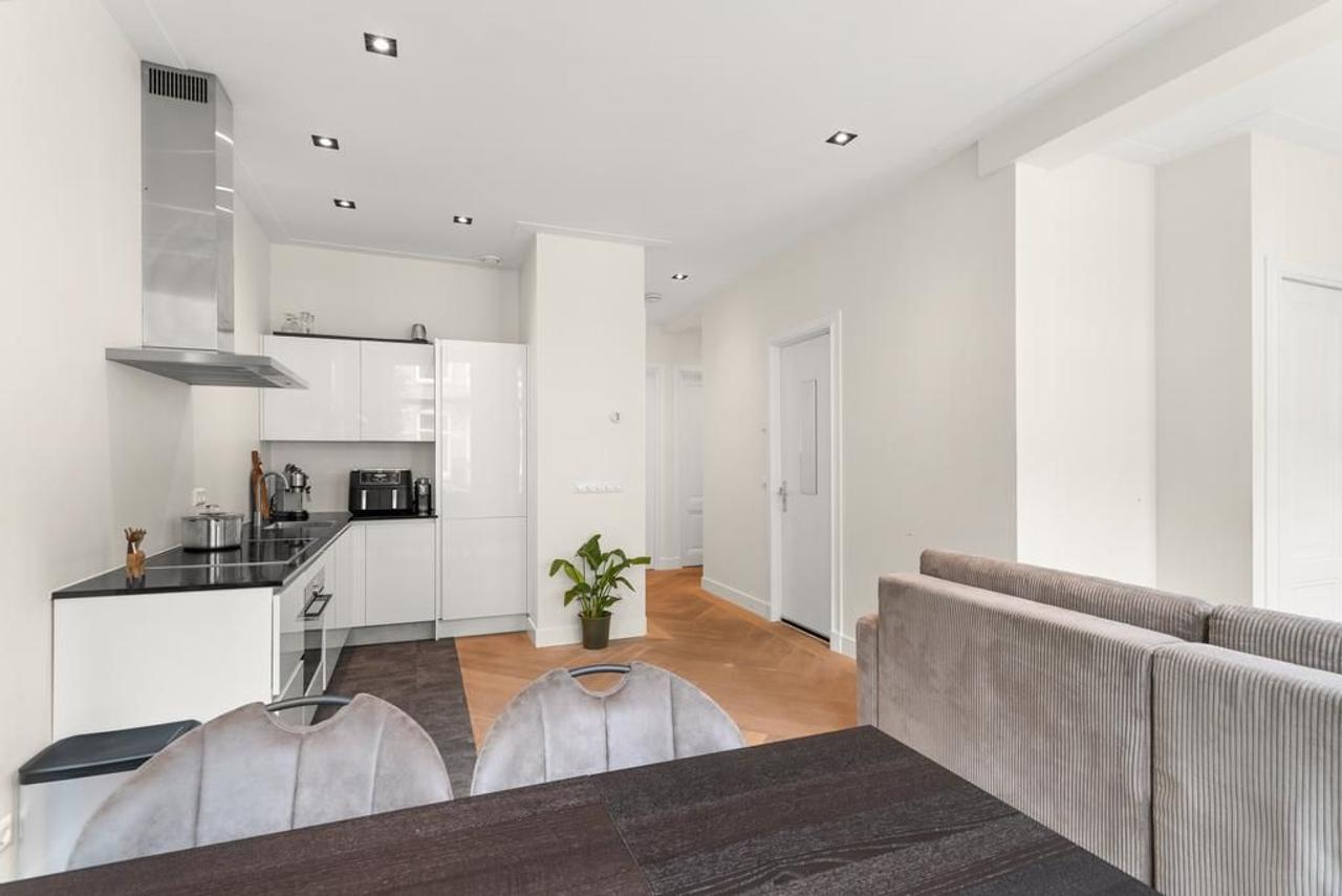 Licht 3-kamerappartement met balkon - Afbeelding 8
