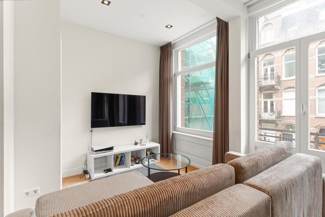 Licht 3-kamerappartement met balkon - Afbeelding 5