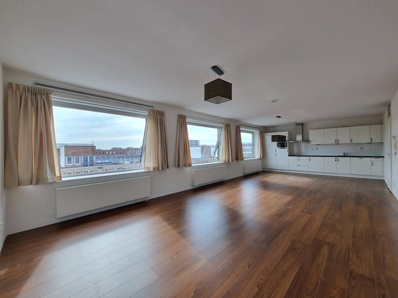 3-kamerappartement aan het water - Afbeelding 2
