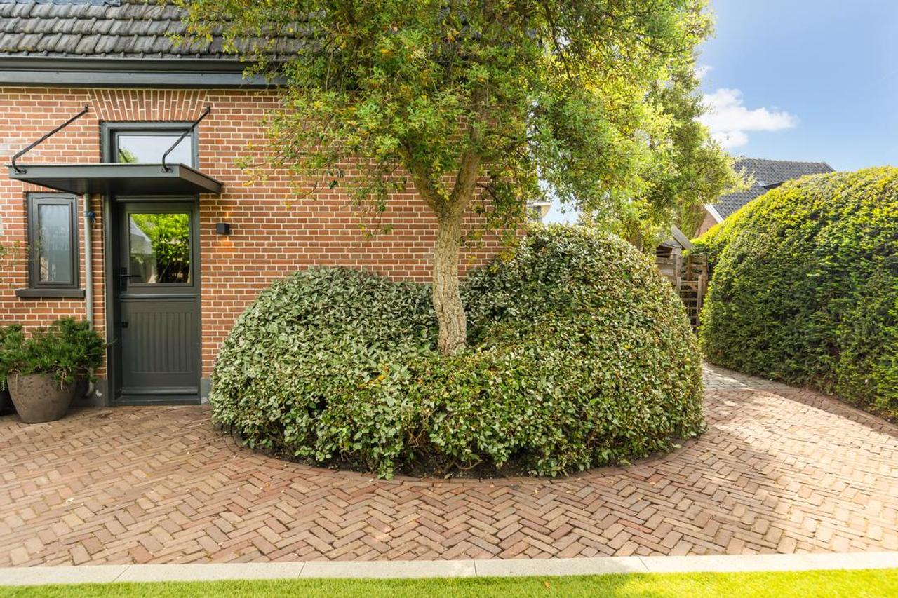 Vrijstaande villa met guesthouse - Afbeelding 20
