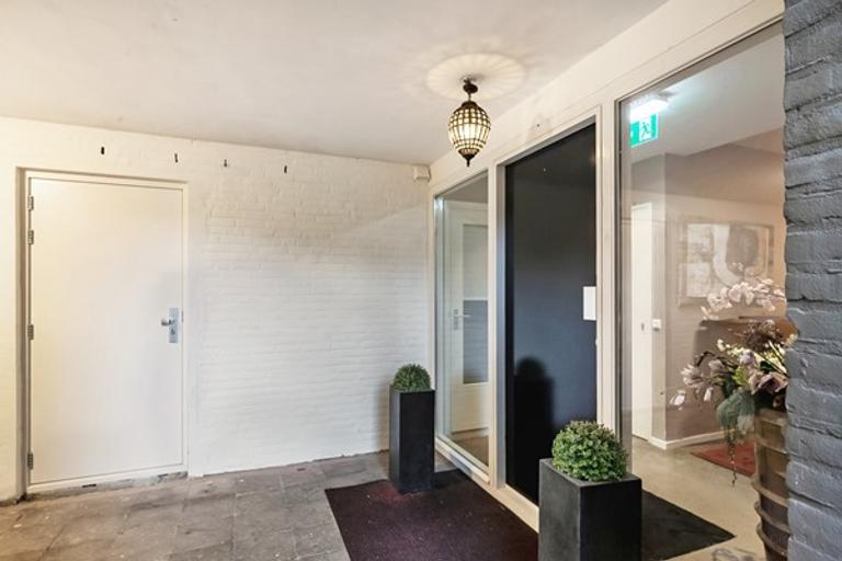 Gemeubileerd 2-kamerappartement - Afbeelding 4