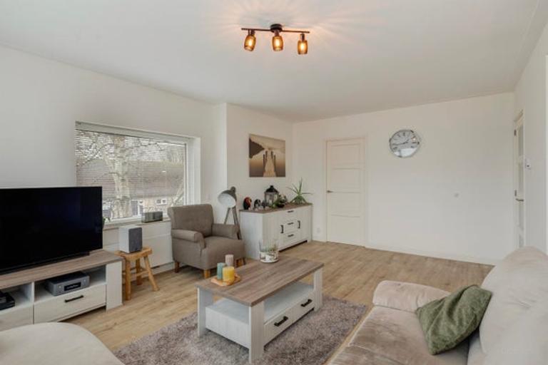 Gemeubileerd 3-kamerappartement met balkon - Afbeelding 7