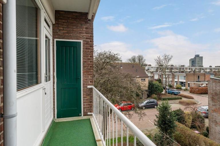 Gemeubileerd 3-kamerappartement met balkon - Afbeelding 16