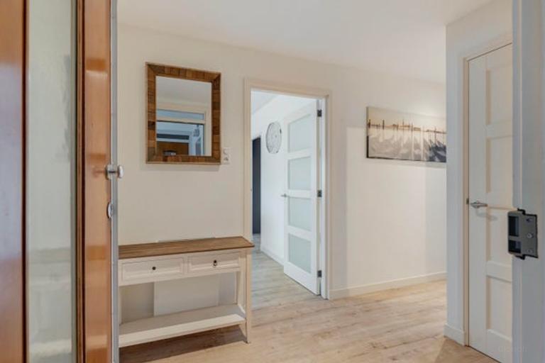 Gemeubileerd 3-kamerappartement met balkon - Afbeelding 4