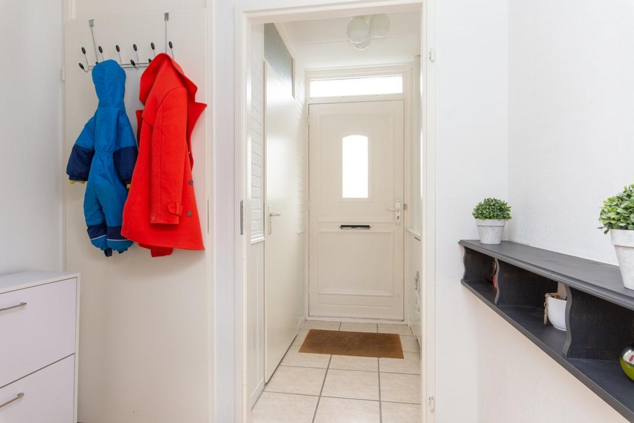 4-slaapkamer woning met tuin in Almere - Afbeelding 3