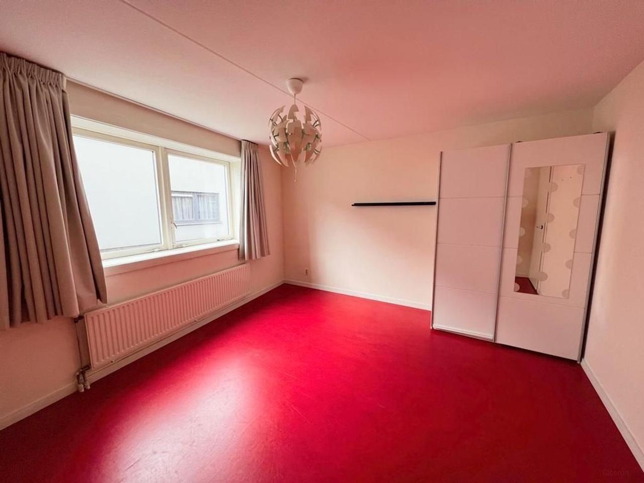 Herenhuis met garage in hartje Delft - Afbeelding 12