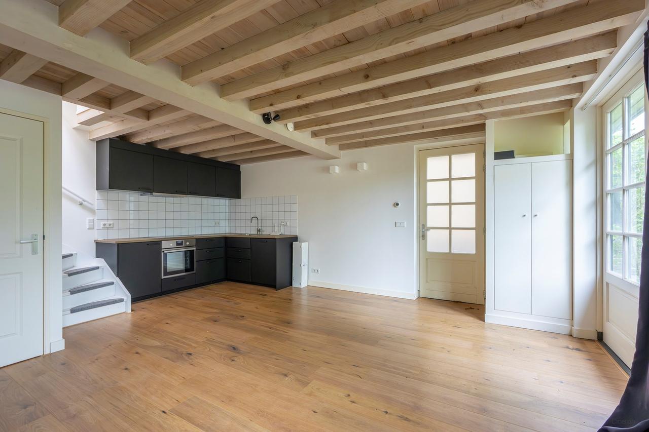 2-bedroom apartment with garden - Image 13