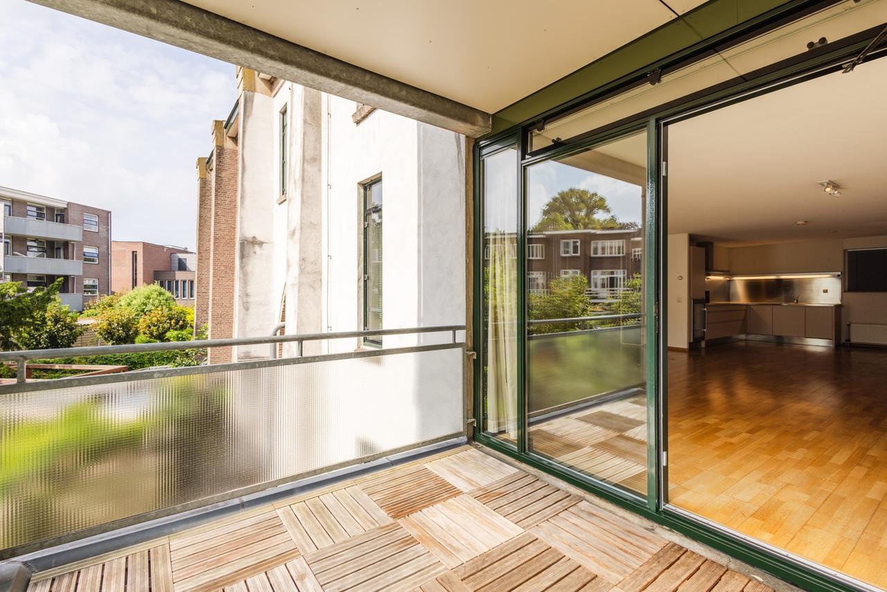 97m² living in a former church in Oudwijk - Image 8