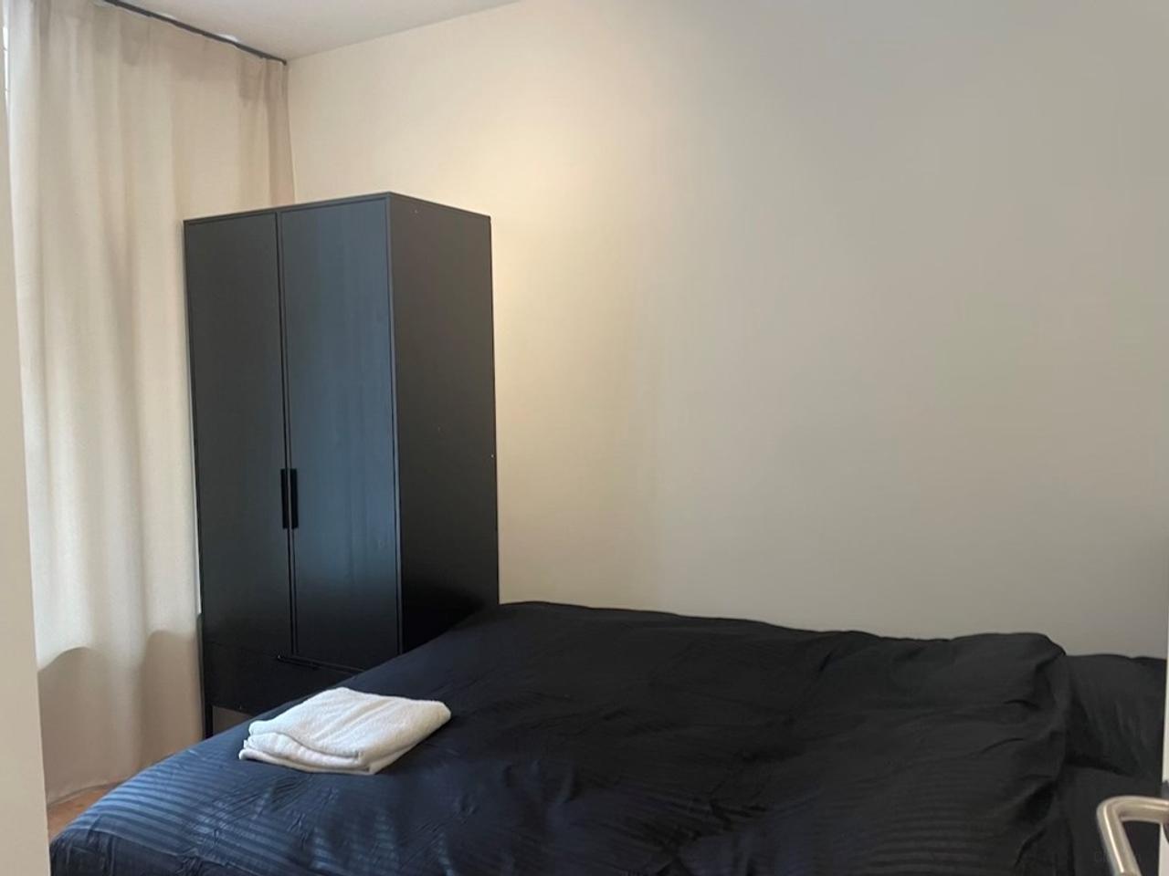 Furnished 2-Bedroom Apartment with Balcony - Image 9