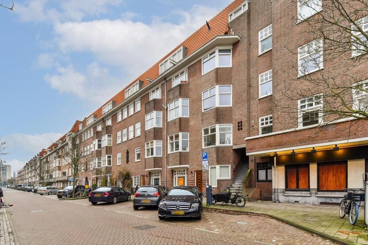 4-room apartment in the Scheldebuurt - Image 1
