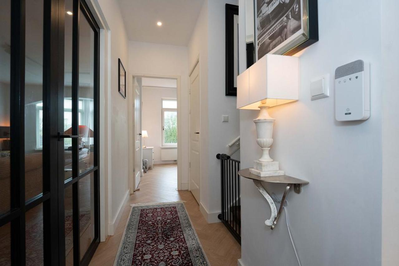 Dubbel bovenhuis met 4 slaapkamers - Afbeelding 4