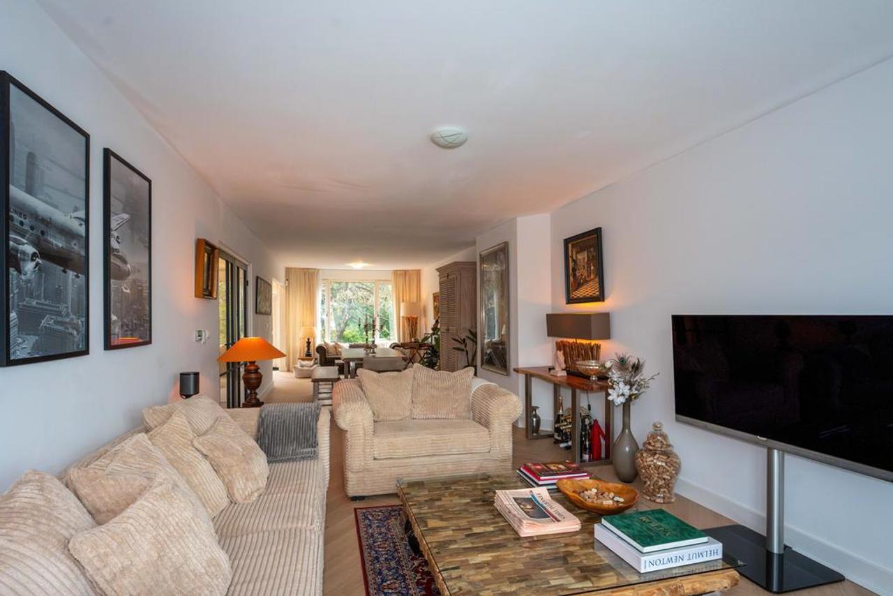 Dubbel bovenhuis met 4 slaapkamers - Afbeelding 8