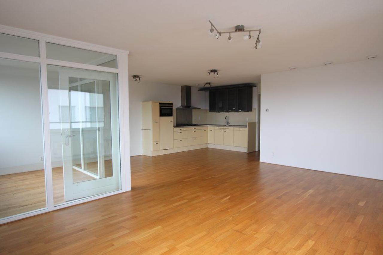 107 m2 appartement met 3 slaapkamers - Afbeelding 1