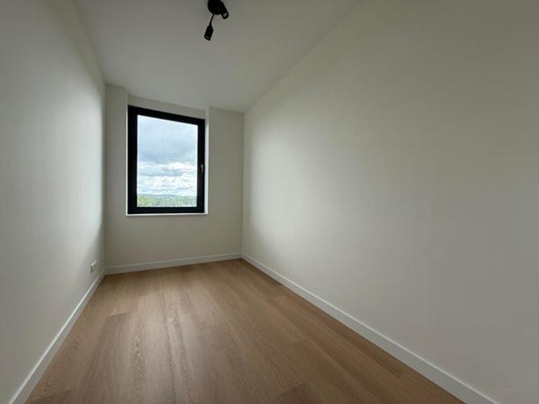 2-slaapkamerappartement met parking - Afbeelding 7