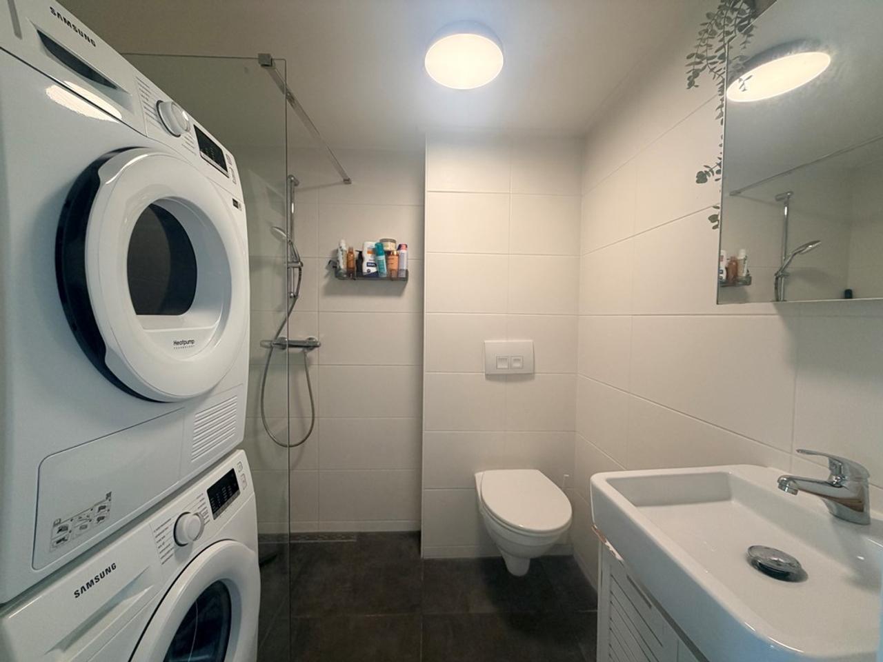 59m² apartment with a spacious roof terrace - Image 10