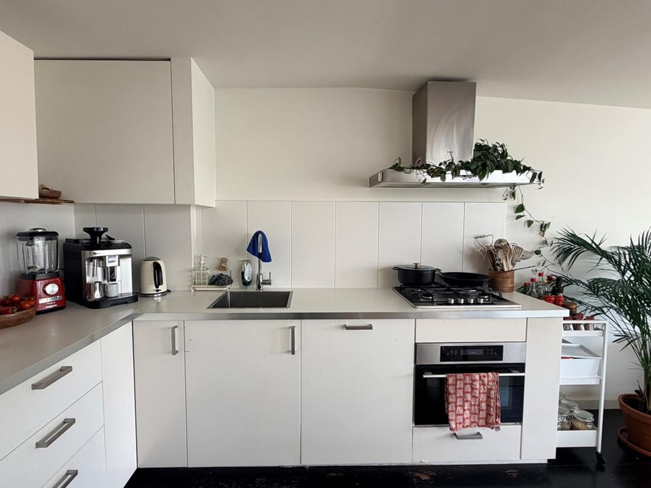 59m² apartment with a spacious roof terrace - Image 7