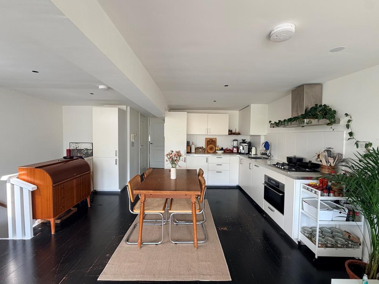 59m² apartment with a spacious roof terrace - Image 4