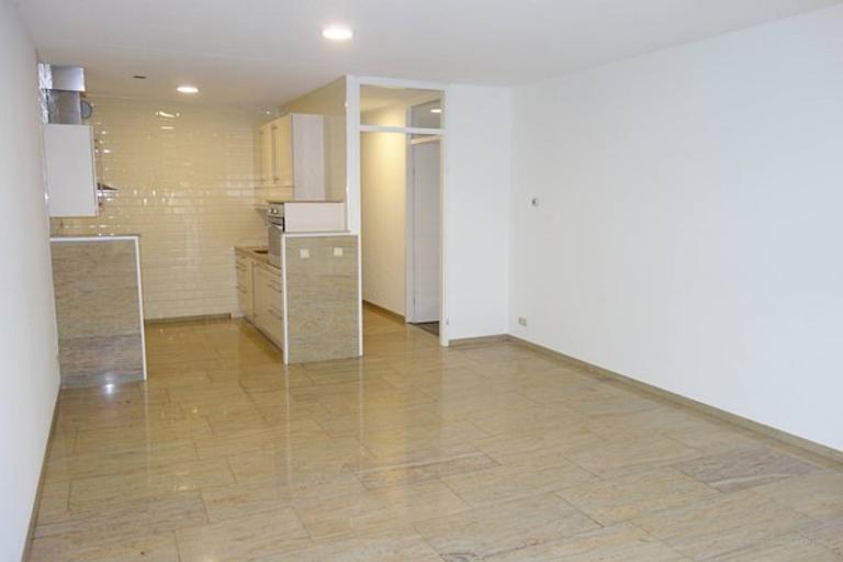 Licht 4-kamerappartement in Osdorp - Afbeelding 4