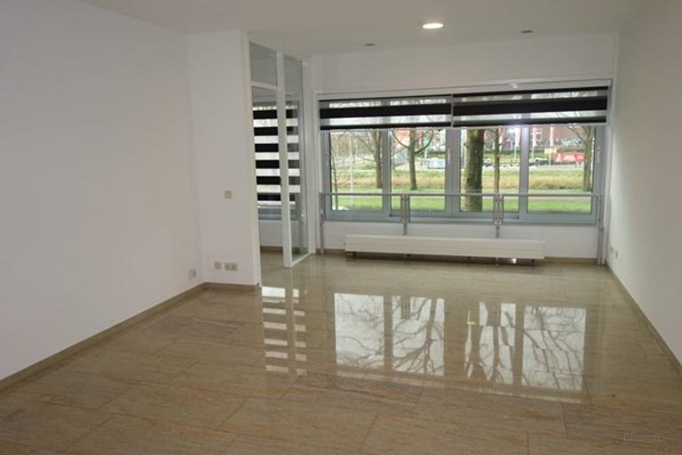 Licht 4-kamerappartement in Osdorp - Afbeelding 2