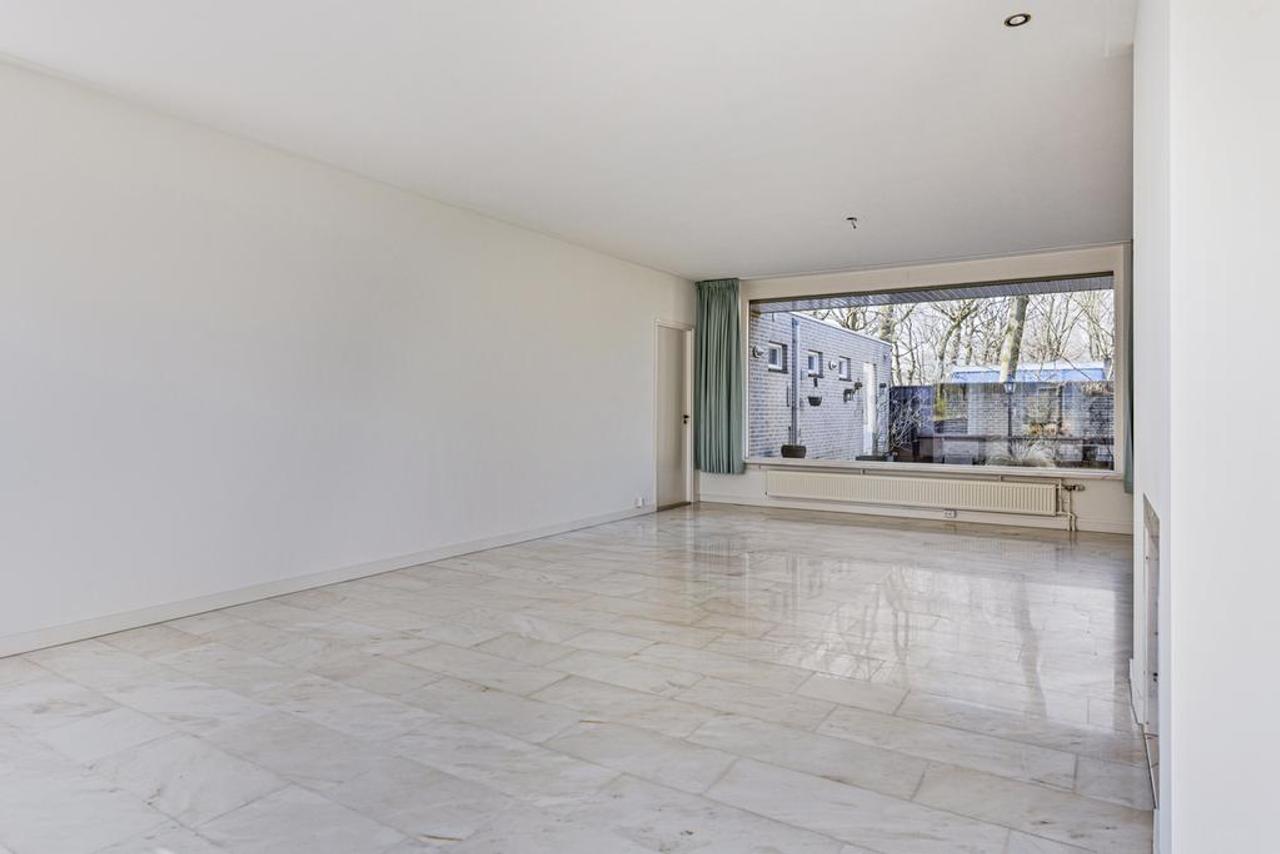 Gelijkvloers wonen met tuin en garage - Afbeelding 13