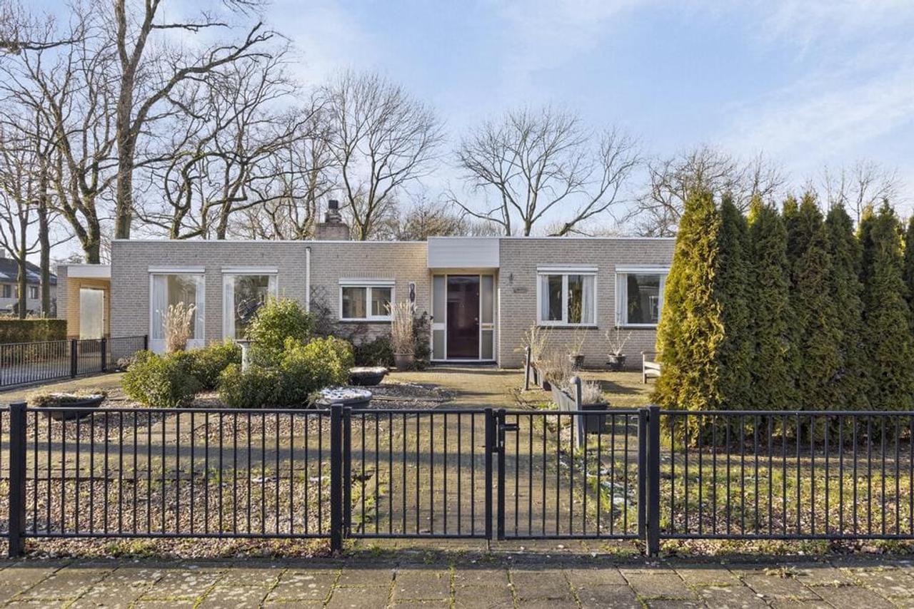 Gelijkvloers wonen met tuin en garage - Afbeelding 4