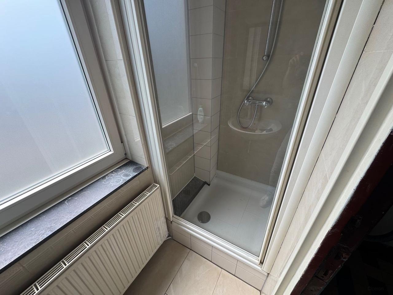 Kamer met eigen keuken in Wyckerpoort - Afbeelding 7