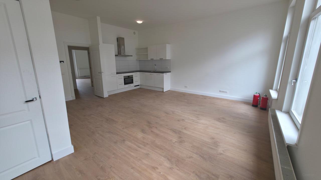 6-slaapkamer woning aan de Binnenweg - Afbeelding 1