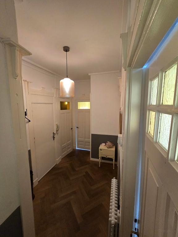 Gemeubileerd 3-kamerappartement West - Afbeelding 18