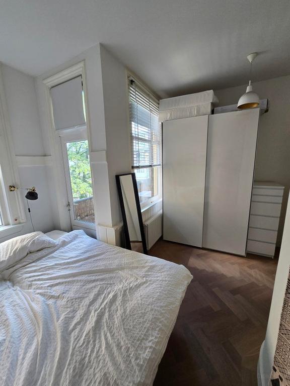Gemeubileerd 3-kamerappartement West - Afbeelding 21