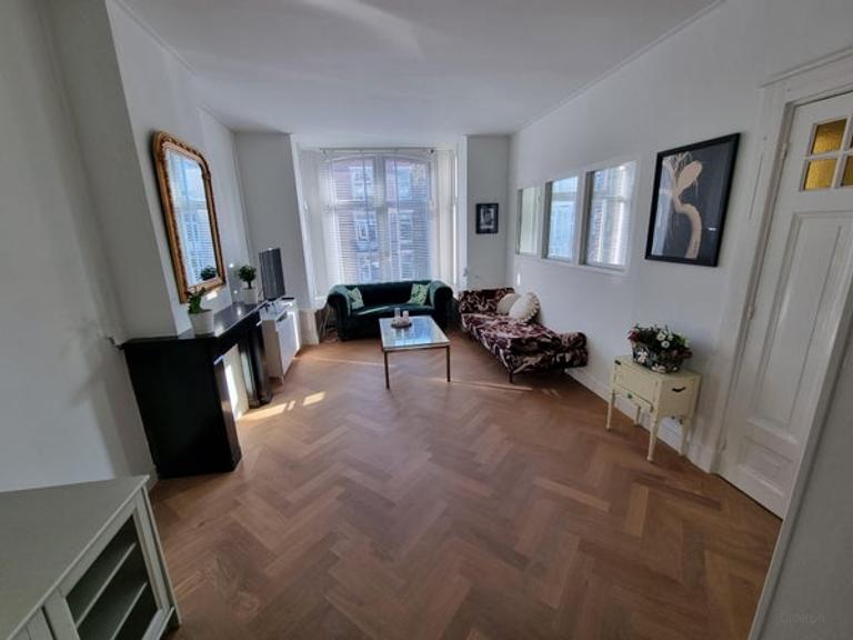 Gemeubileerd 3-kamerappartement West - Afbeelding 6