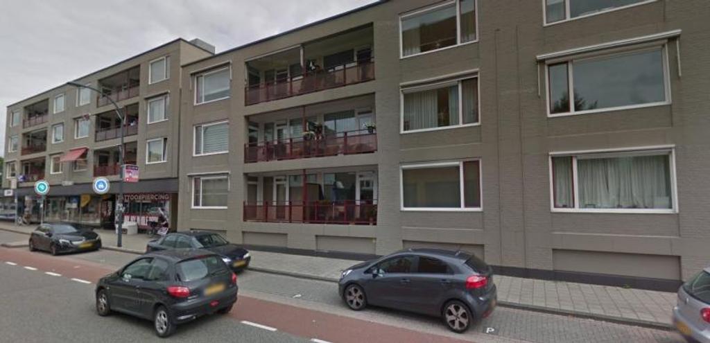 Furnished 2-Bedroom Apartment in Waalwijk Center - Image 1